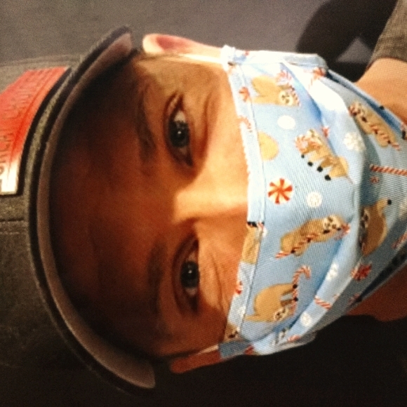 $15/5 pleated 3-layered facemasks w/ ear a… - Picture 15 of 16